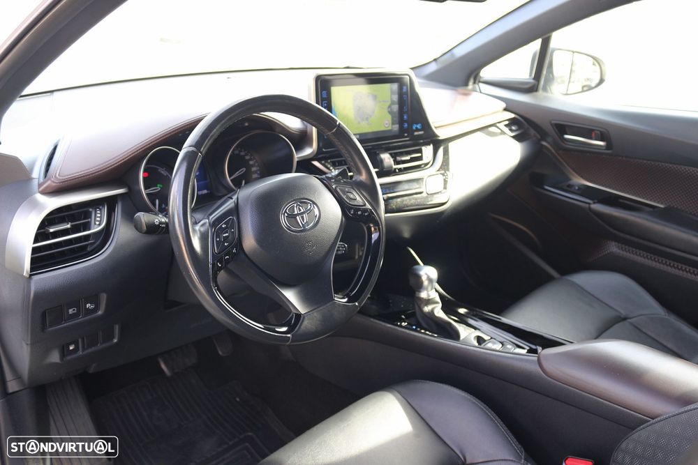 Toyota C-HR 1.8 Hybrid Exclusive+P.Luxury - 28