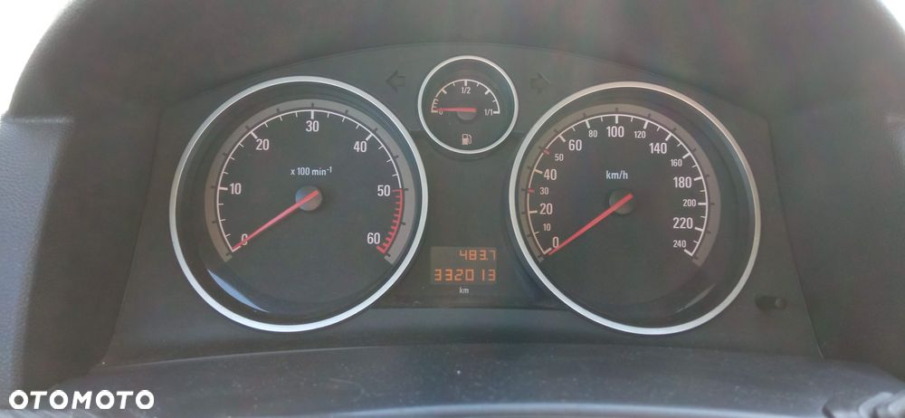 Opel Astra 1.9 CDTI DPF Innovation - 7