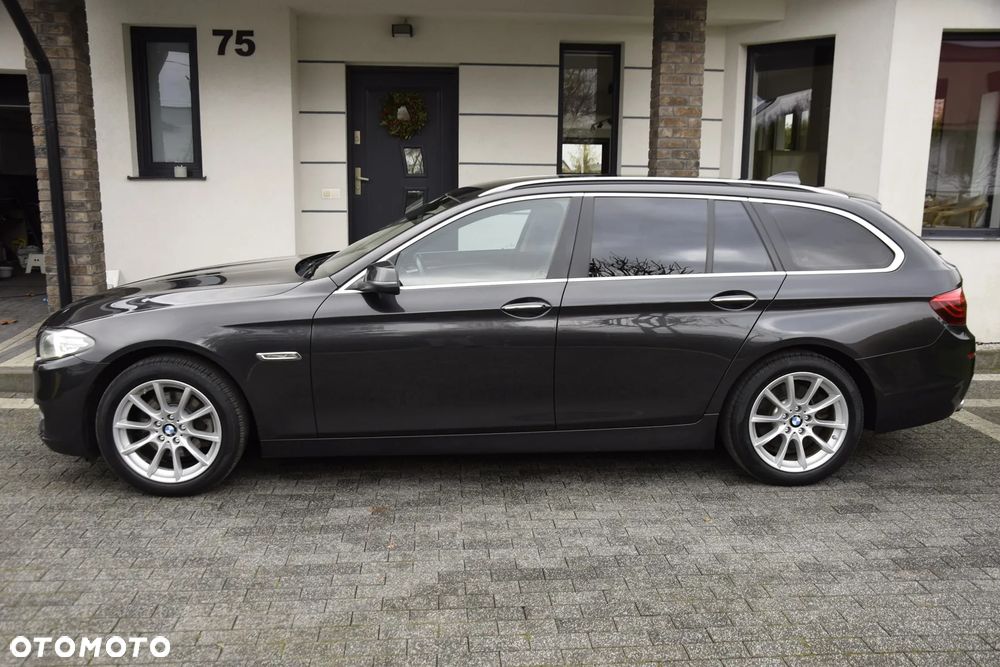 BMW Seria 5 520d xDrive - 15