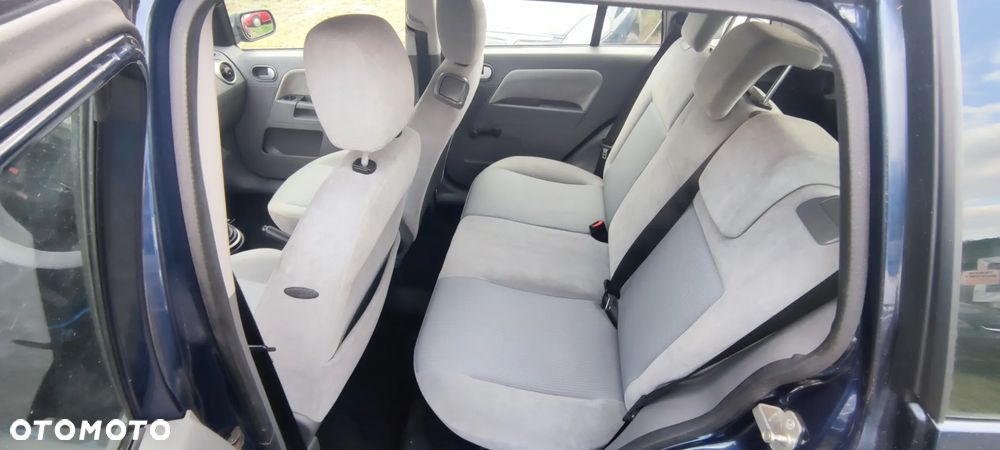 Ford Fusion 1.6 Style - 10