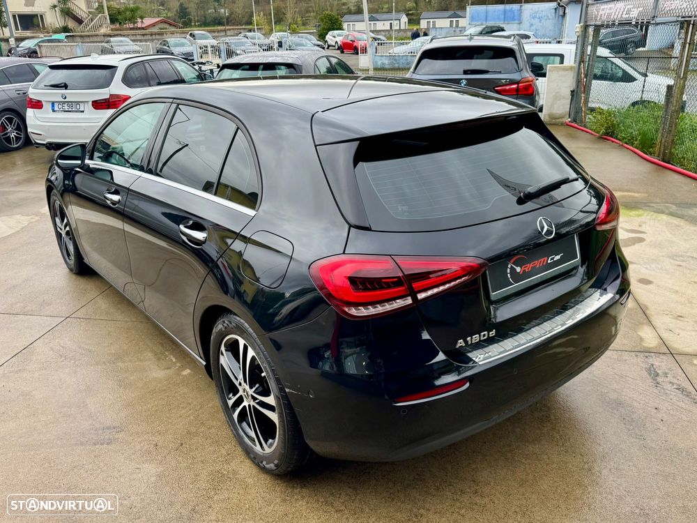 Mercedes-Benz A 180 d 7G-DCT AMG Line - 11