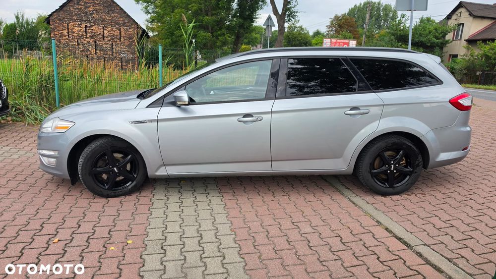Ford Mondeo SW - 26