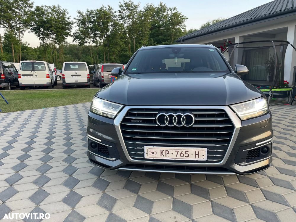 Audi Q7 - 8