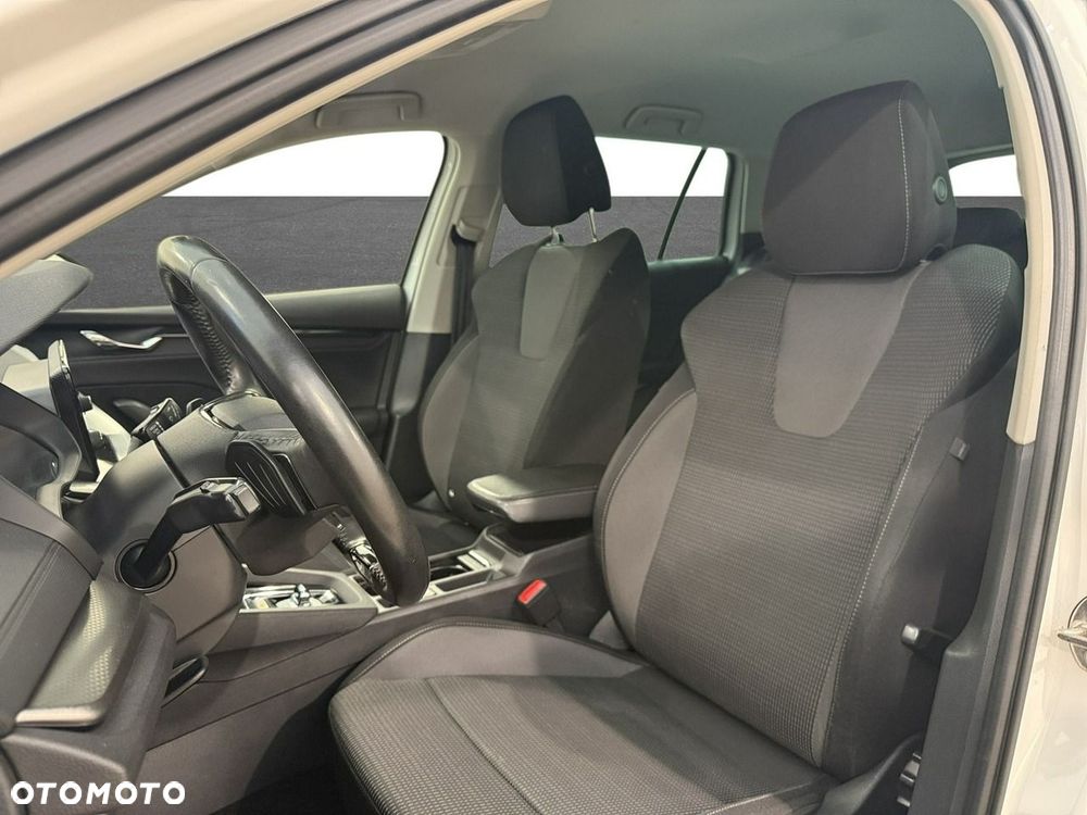 Skoda Octavia 2.0 TDI Ambition DSG - 17