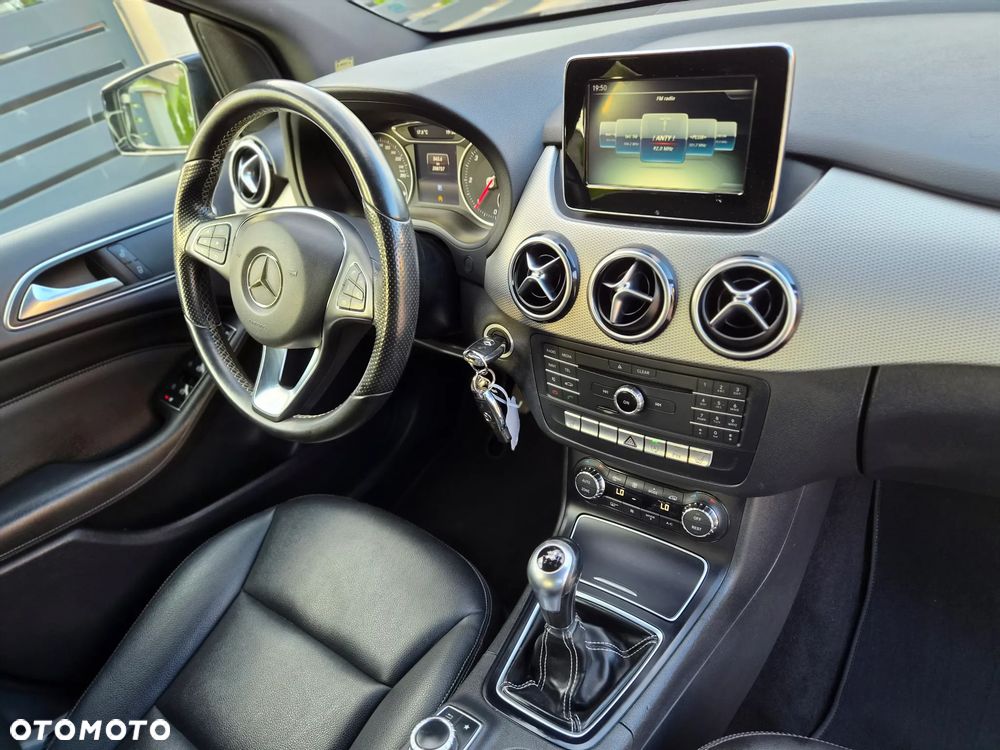 Mercedes-Benz Klasa B 180 d BlueEFFICIENCY Edition Style - 10