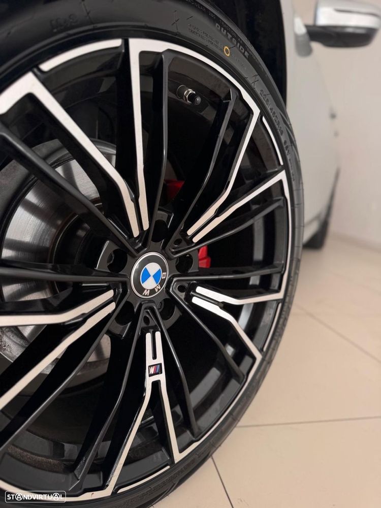 BMW 318 d Touring Line Sport Auto - 38