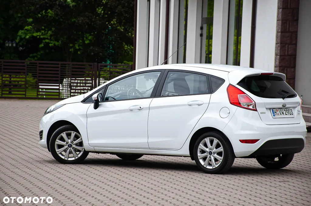 Ford Fiesta 1.0 EcoBoost Titanium - 17