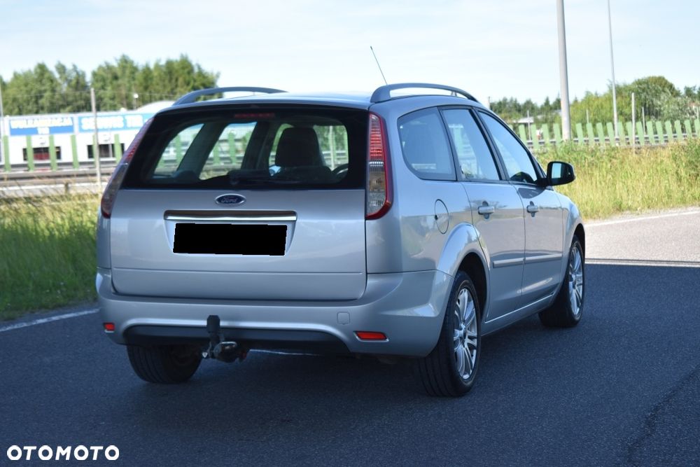 Ford Focus 2.0 16V Ghia - 15