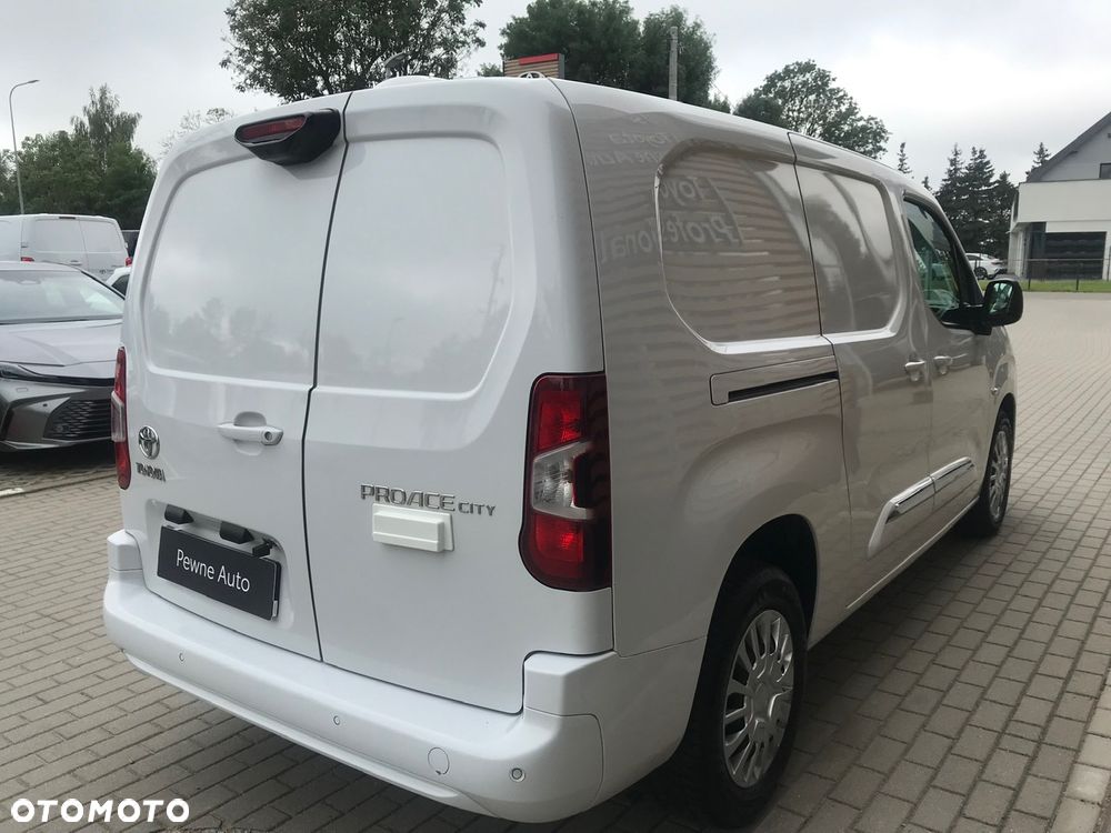 Toyota Proace City - 14