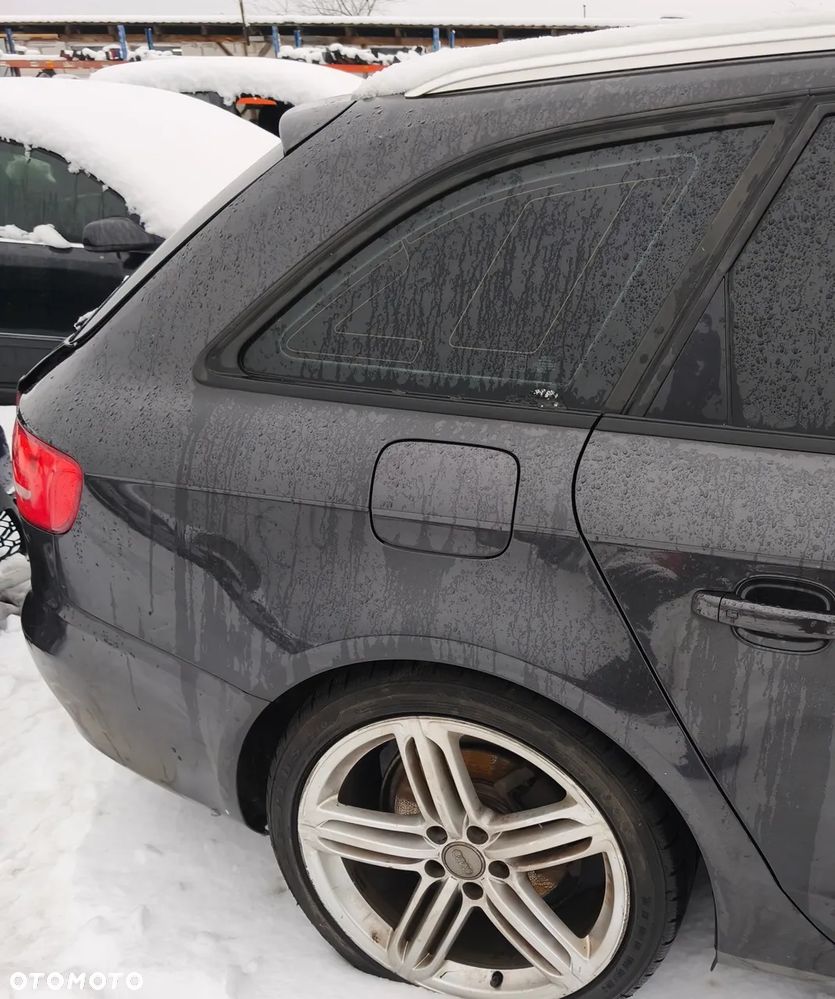 AUDI A4 B8 09r KOMBI ĆWIARTKA BŁOTNIK PRAWY TYŁ LZ7L - 1