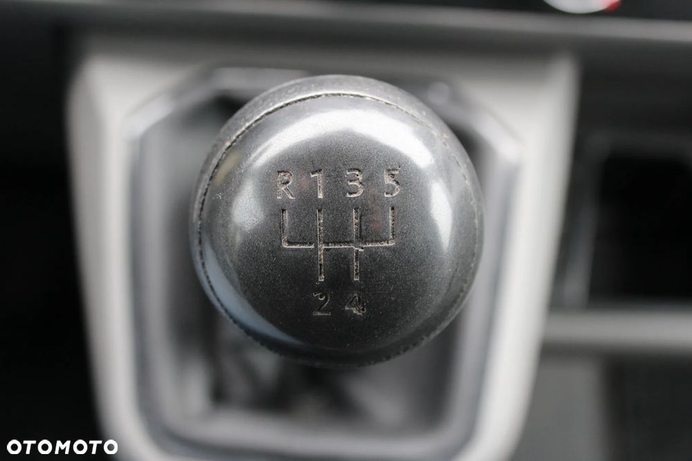 Volkswagen Transporter - 23