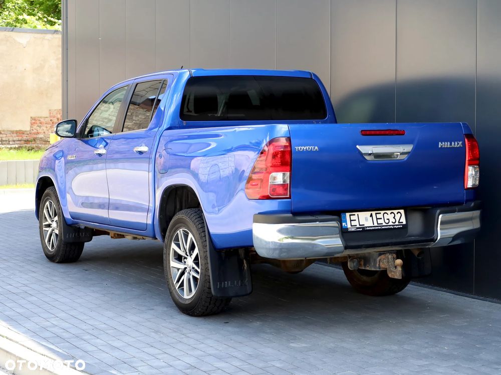 Toyota Hilux 2.4 D-4D Double Cab SR5 4x4 - 9