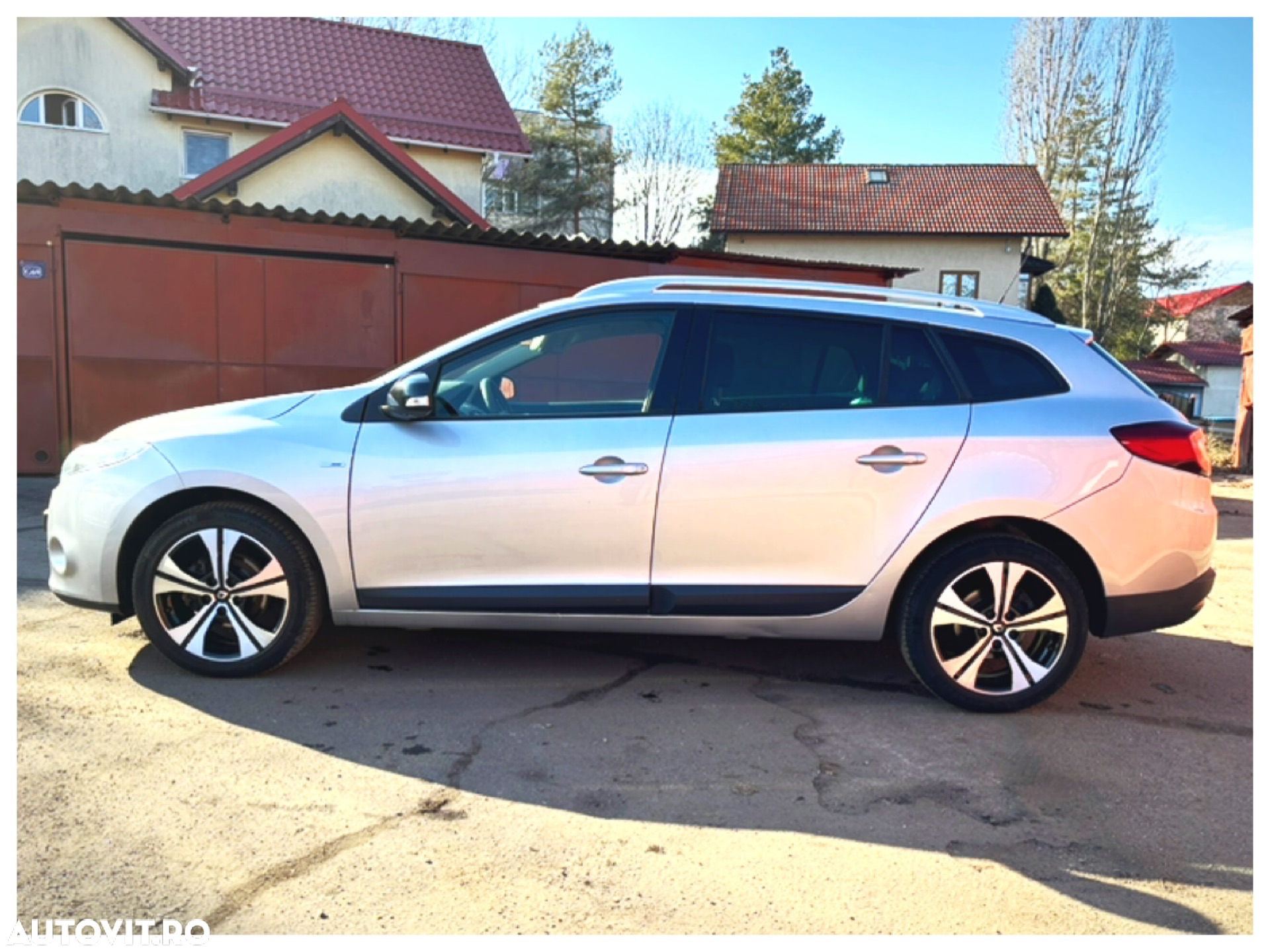 Renault Megane ENERGY dCi 110 Start & Stop Bose Edition - 9