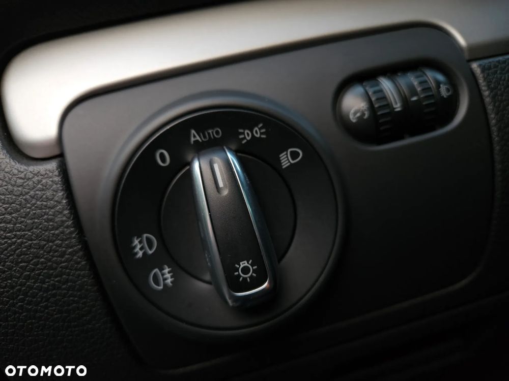 Volkswagen Golf 1.4 TSI Edition - 36