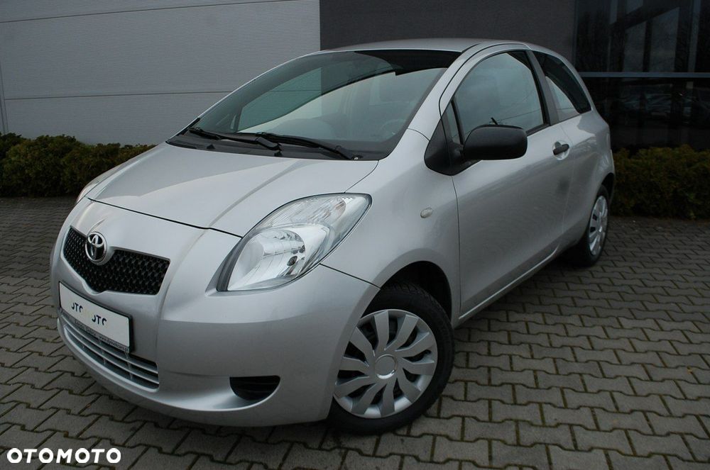 Toyota Yaris - 11