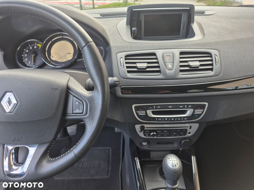 Renault Megane Grandtour ENERGY TCe 130 Start & Stop Bose Edition - 39