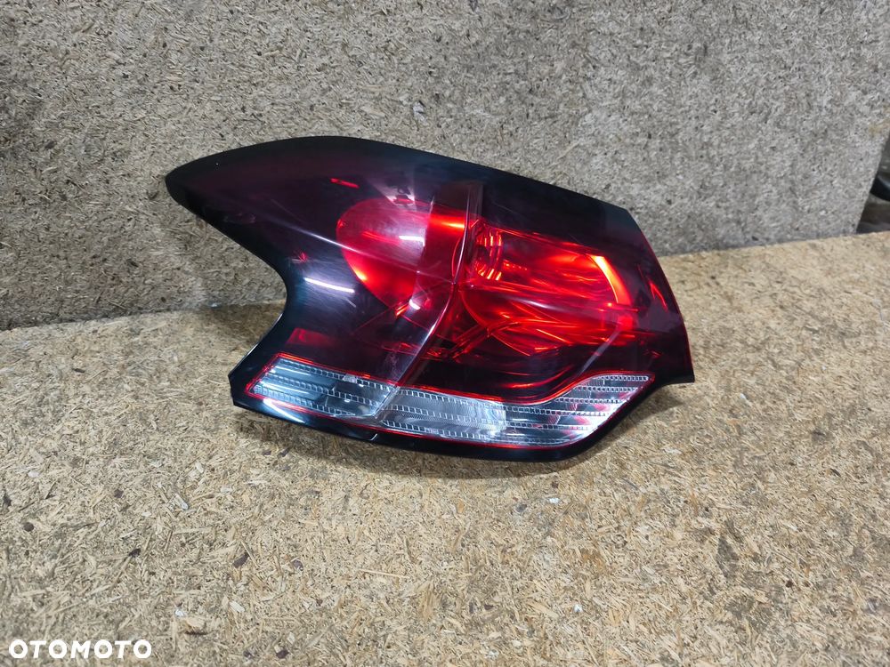 LAMPA TYŁ TYLNA LEWA CITROEN DS4 - 2