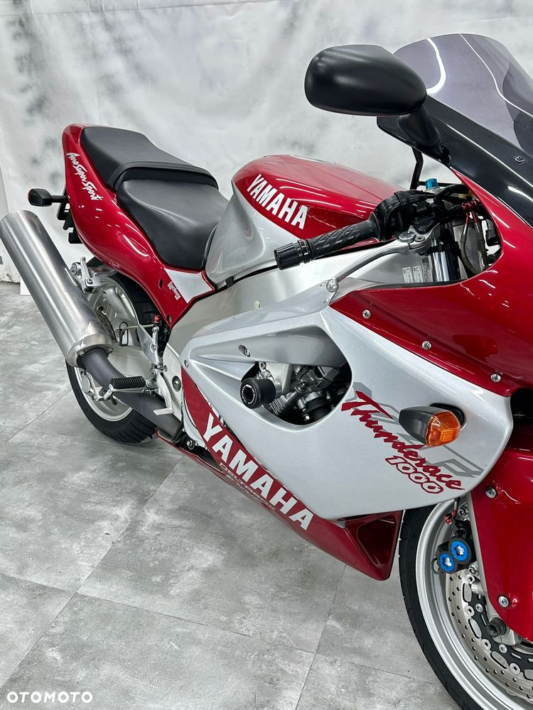 Yamaha YZF - 16