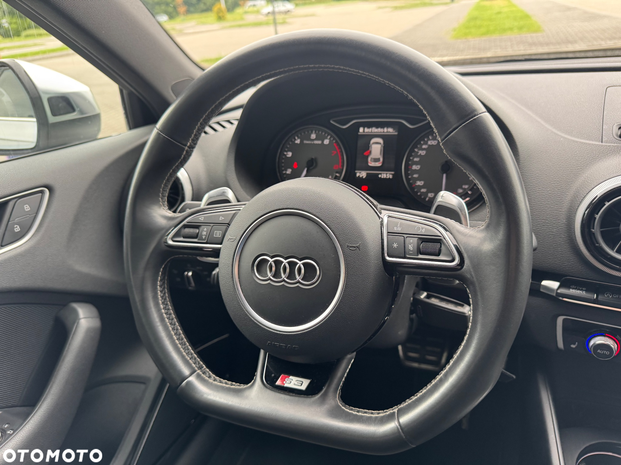 Audi S3 TFSI Sportback S tronic - 29