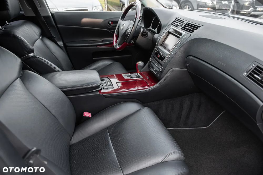 Lexus GS 450h - 20
