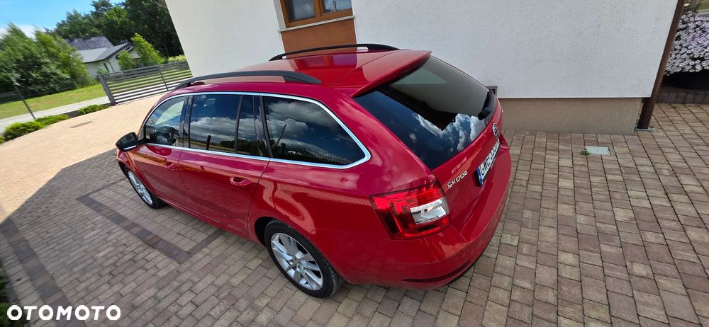Skoda Octavia 1.6 TDI Style DSG - 2