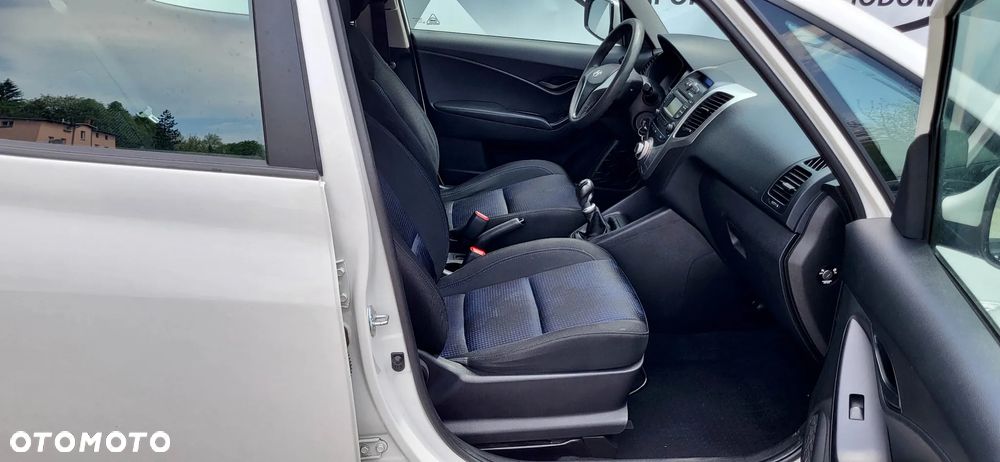 Hyundai ix20 1.4 Trend - 19