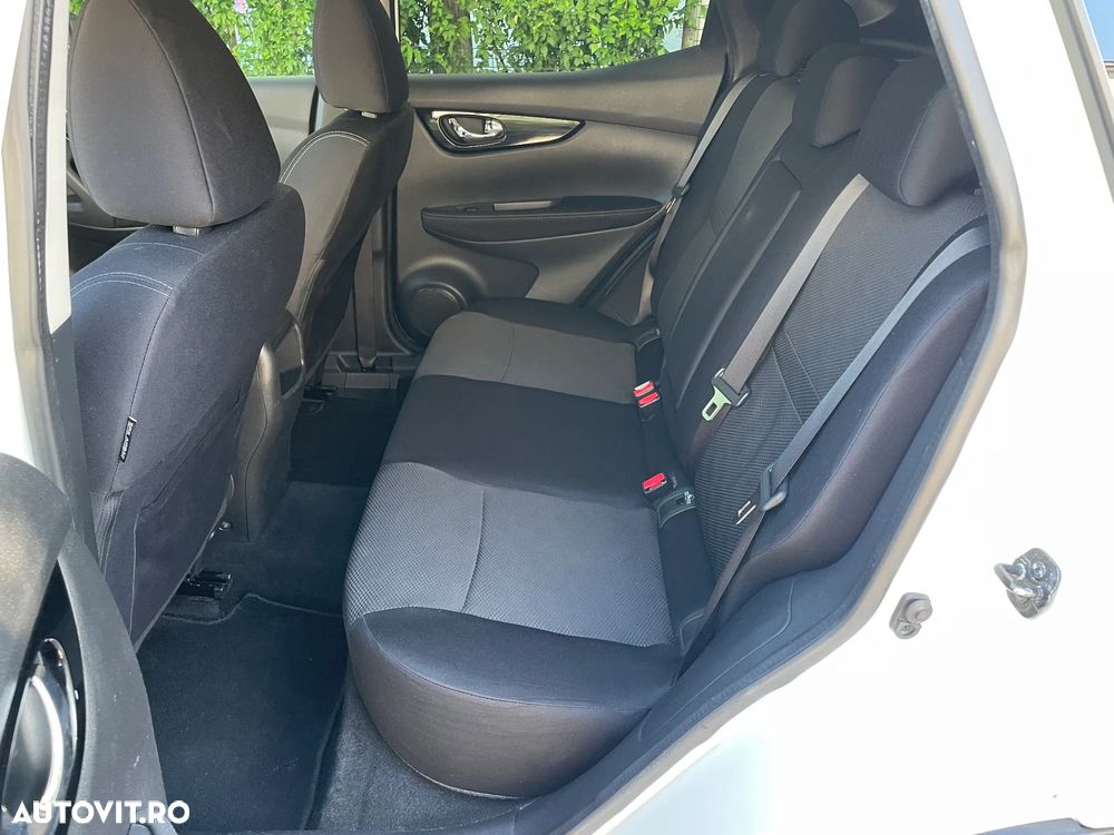Nissan Qashqai 1.5 DCI TEKNA - 6