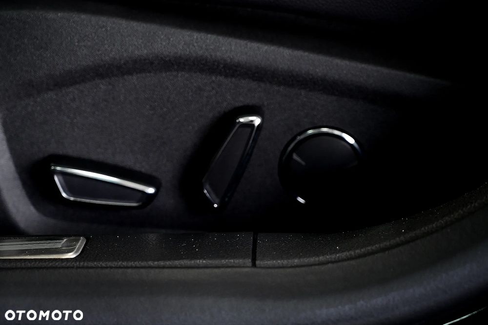 Ford Mondeo 1.5 EcoBoost STart-Stopp ST-Line - 31