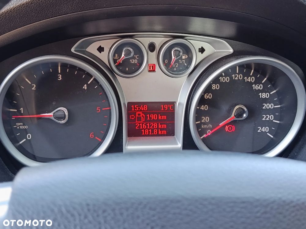 Ford Kuga 2.0 TDCi 4x4 Titanium - 17