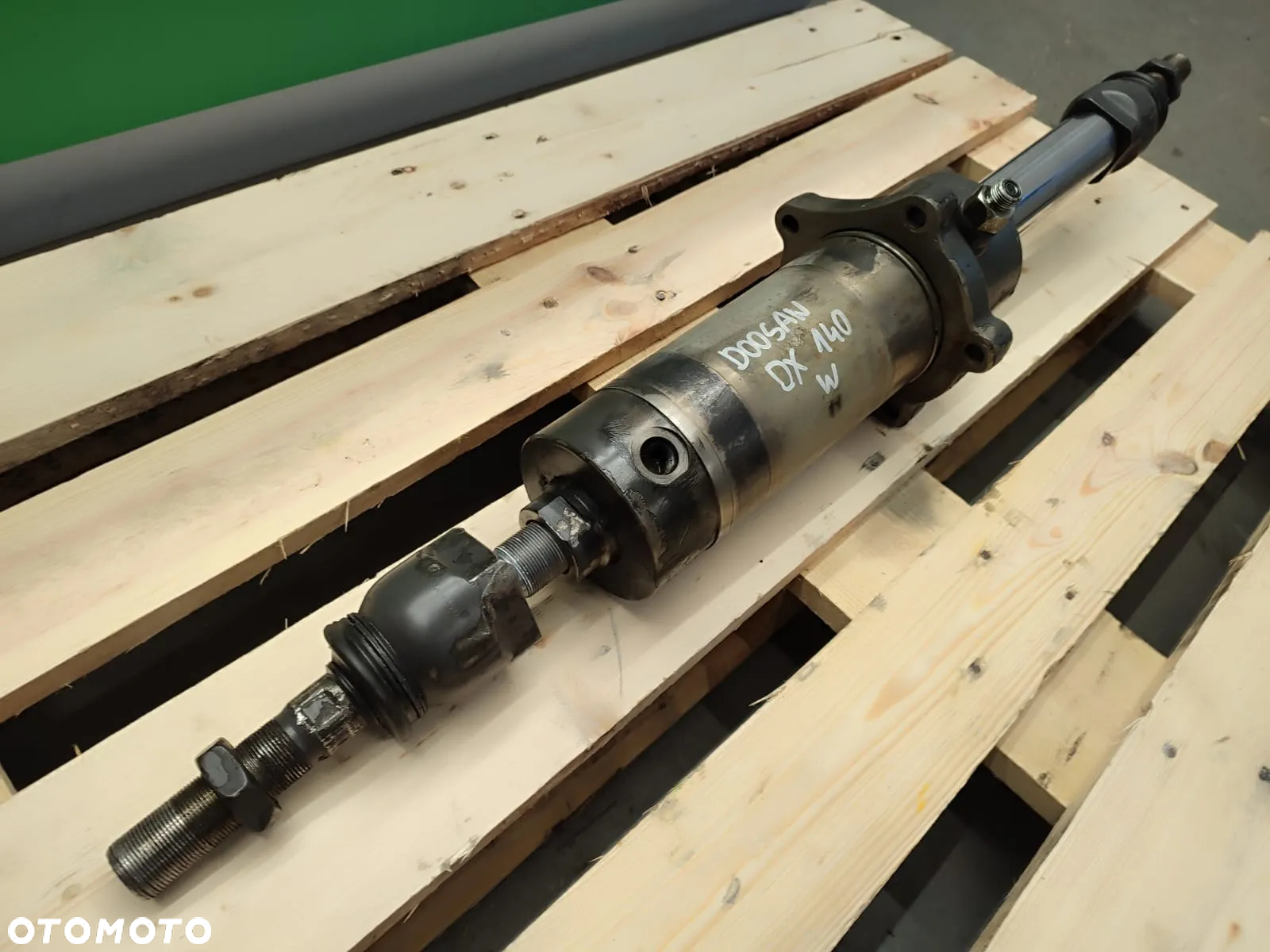 Siłownik skrętu 0501 218 235 Doosan Dx 140 W - 3