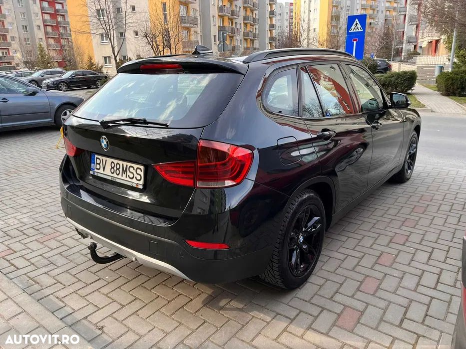 BMW X1 xDrive28i Aut. Sport Line - 3