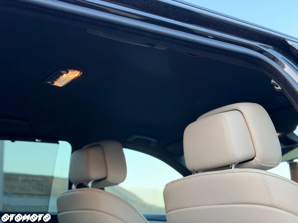 BMW Seria 5 520d - 11