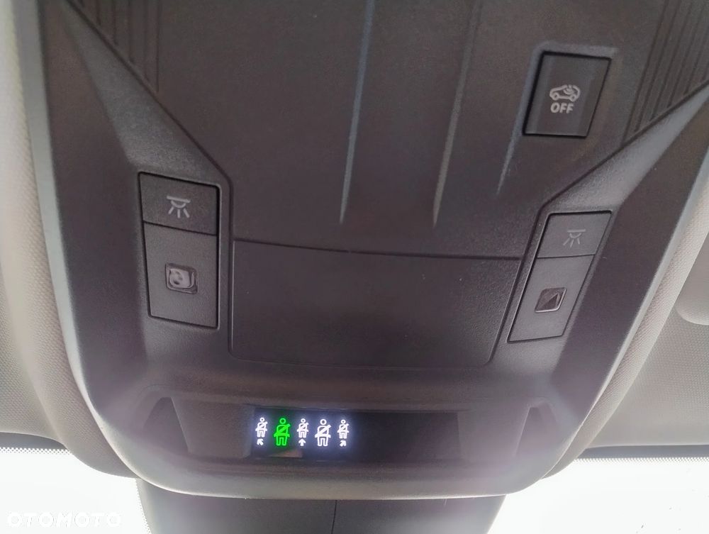 Peugeot 308 1.2 mHEV GT S&S e-DCS6 - 30