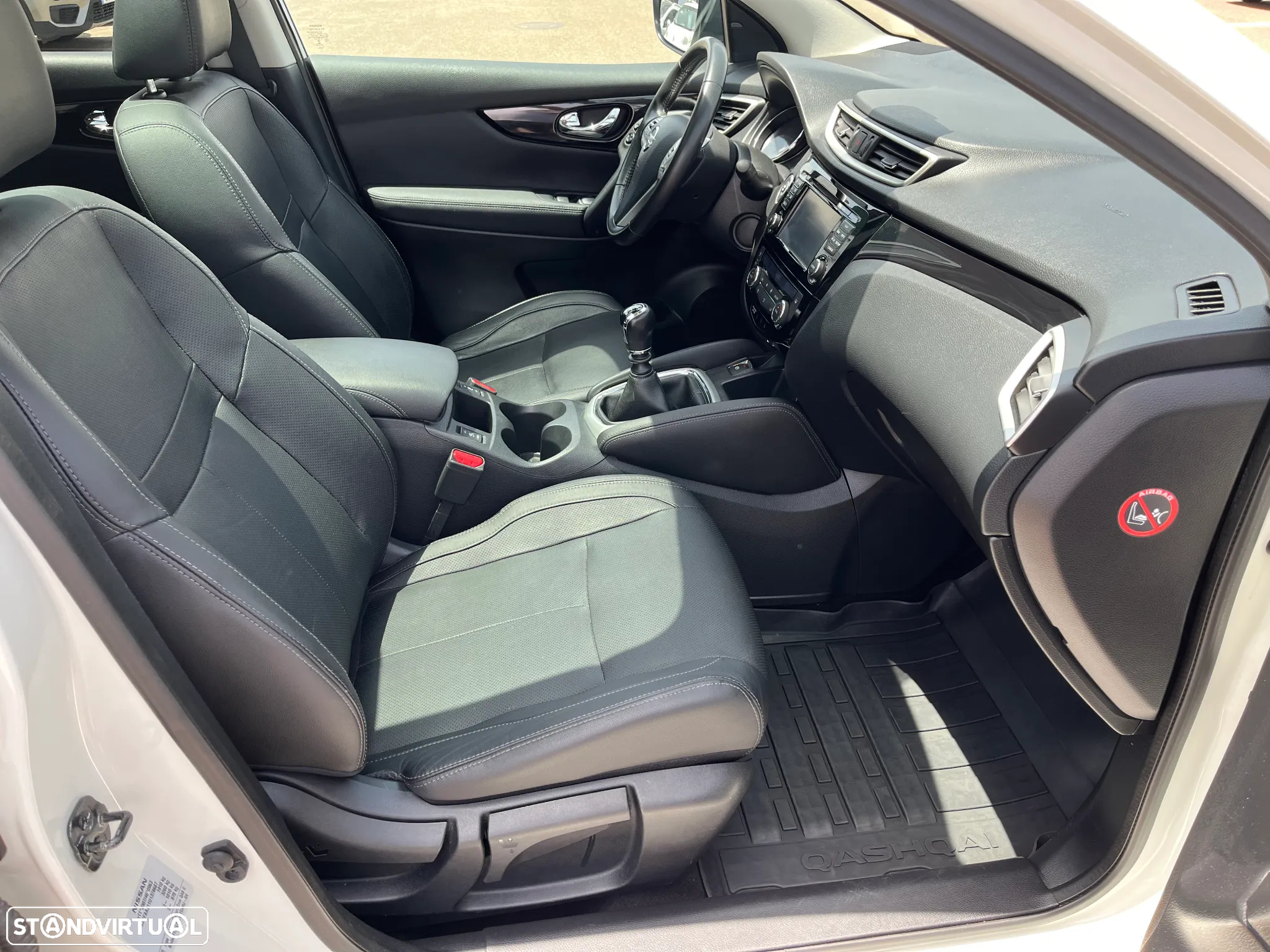 Nissan Qashqai 1.5 dCi Tekna Premium - 19