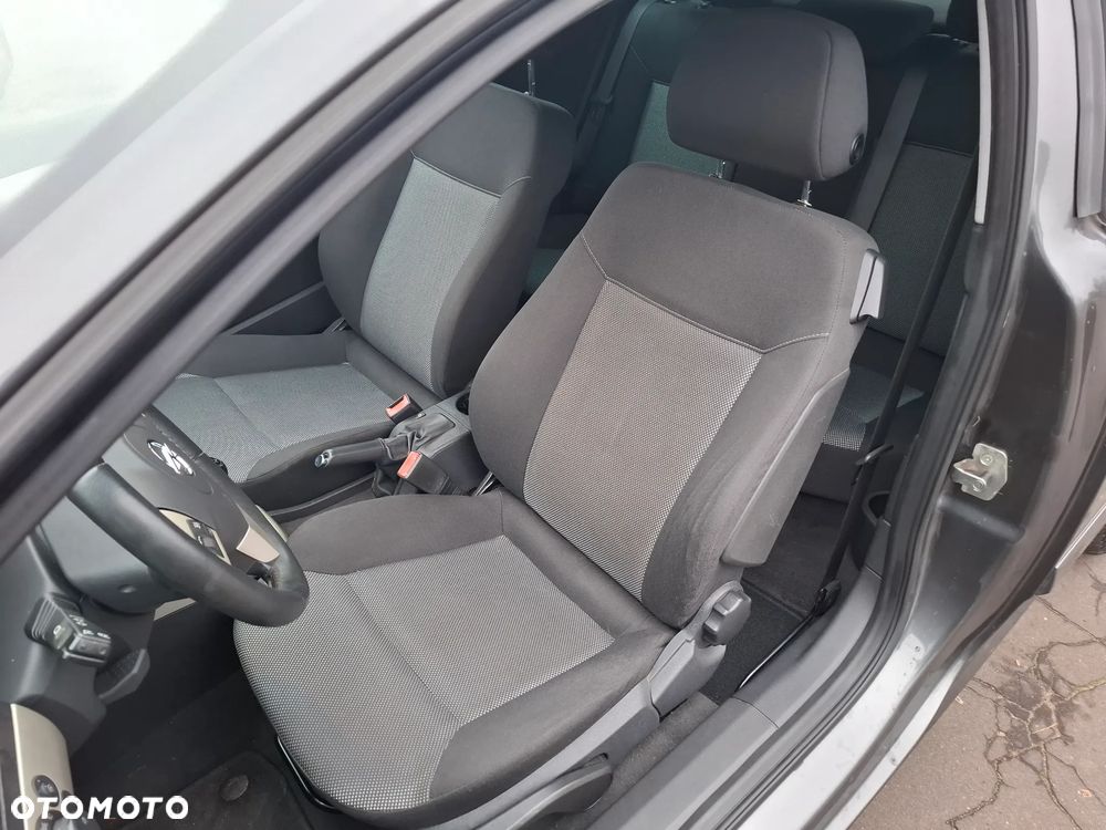 Opel Astra 1.8 Innovation - 23