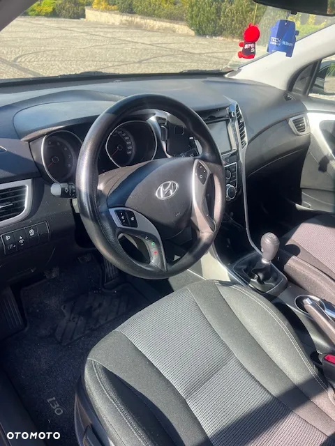 Hyundai i30 1.4 Classic - 9