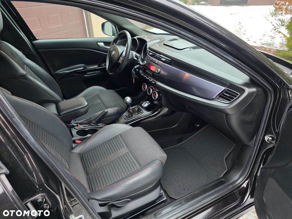 Alfa Romeo Giulietta 1.4 TB 16V Sprint - 9