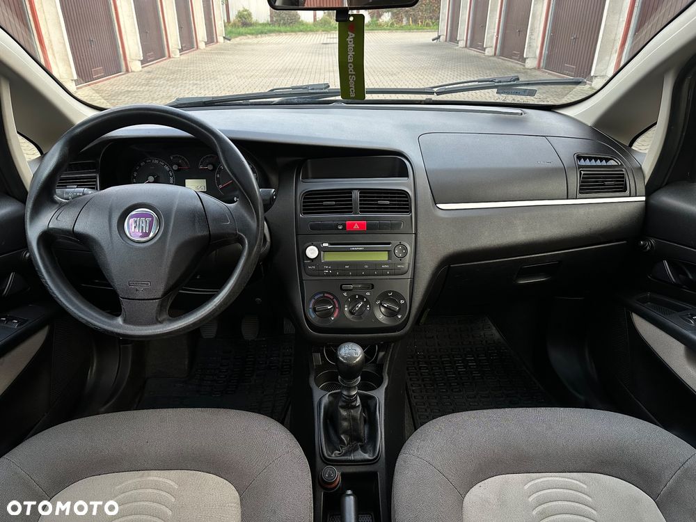 Fiat Linea 1.4 Active - 11