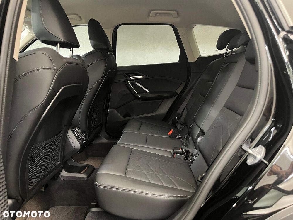 BMW X1 xDrive20d mHEV - 26