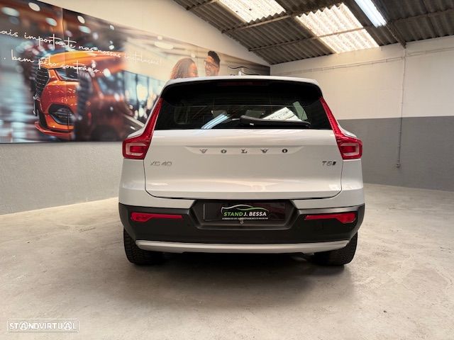 Volvo XC 40 T5 Recharge DKG Inscription Expression - 7