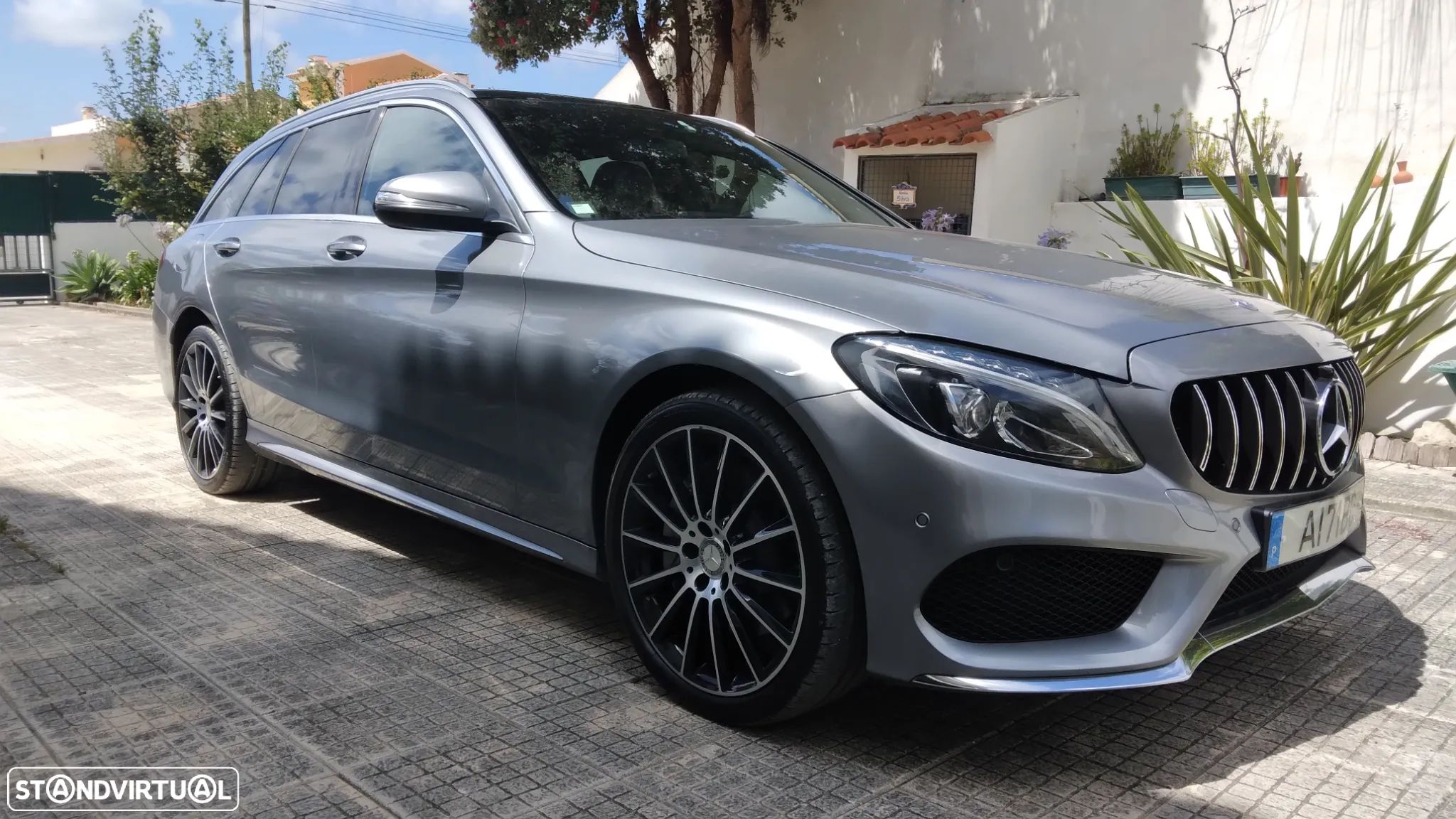 Mercedes-Benz C 300 BlueTEC Hybrid AMG Line - 1