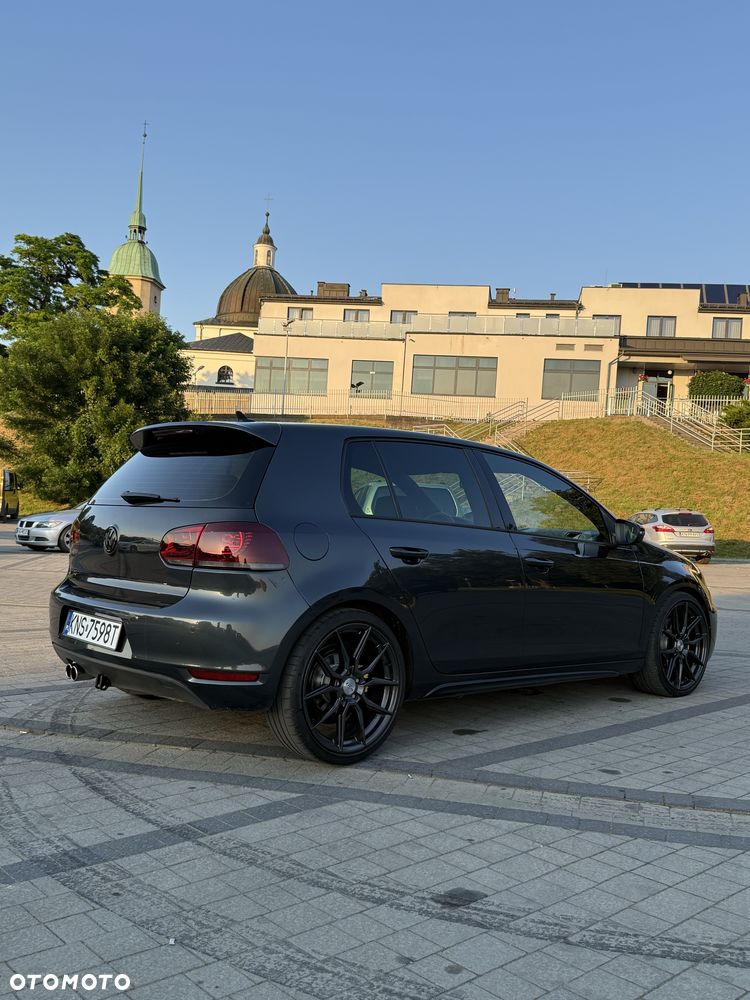 Volkswagen Golf - 4