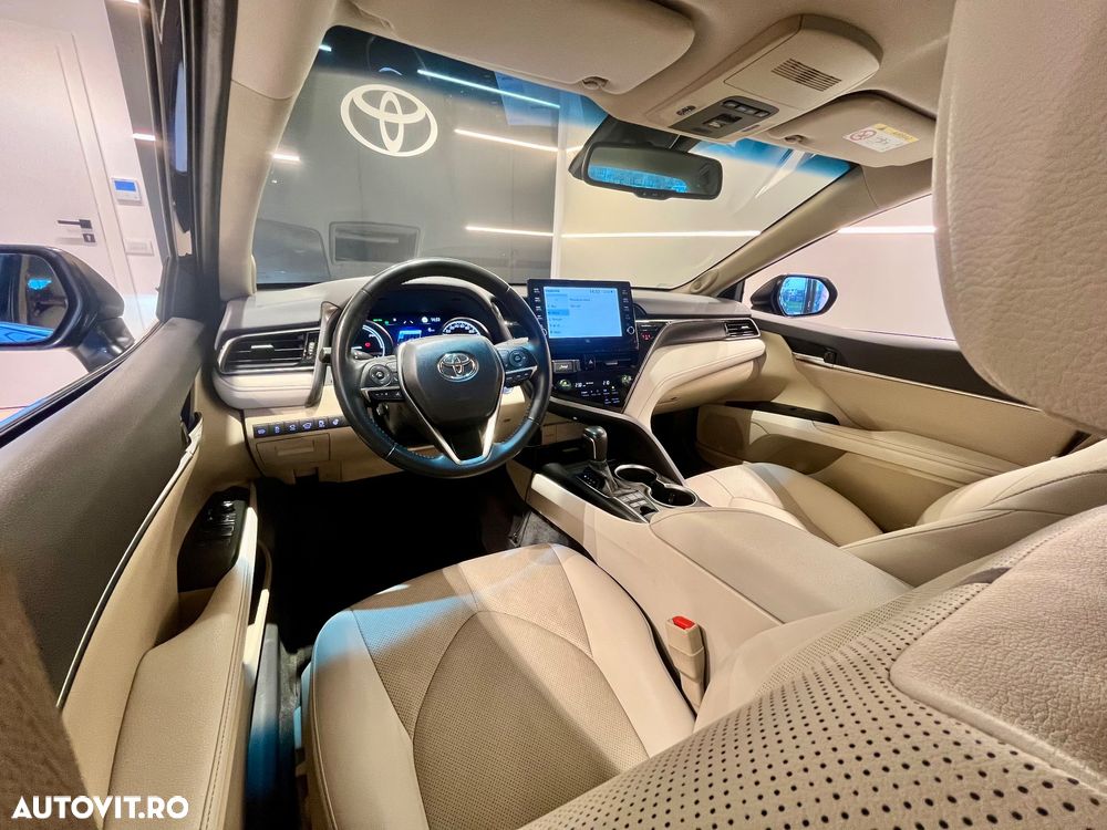 Toyota Camry 2.5 Hybrid Exclusive - 20