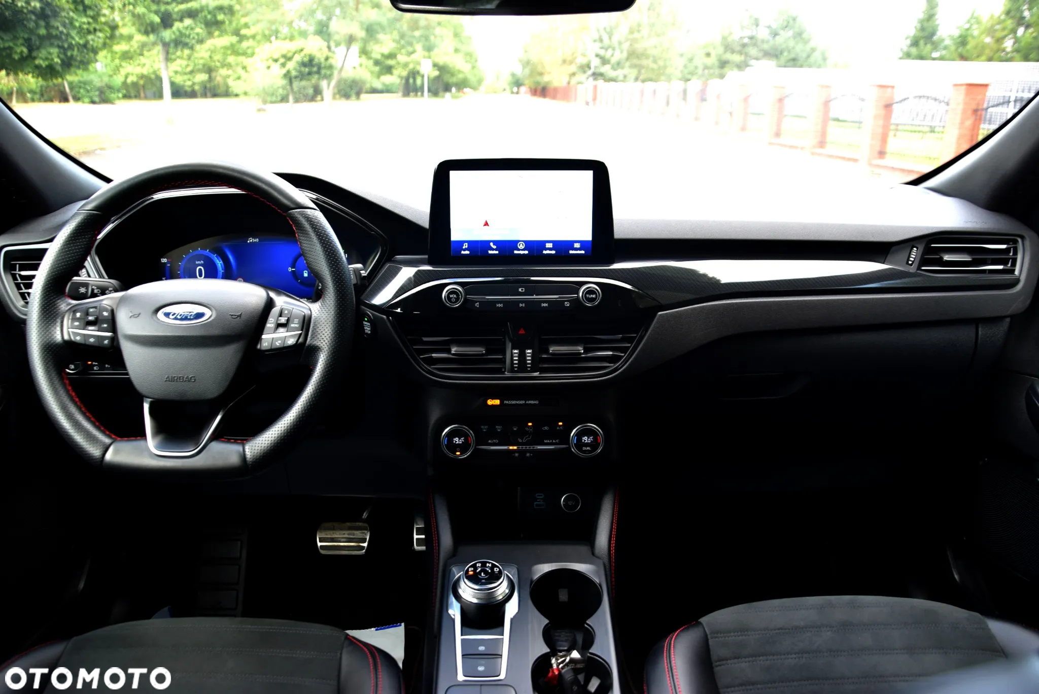 Ford Kuga 2.5P PHEV FWD ST-Line X - 18