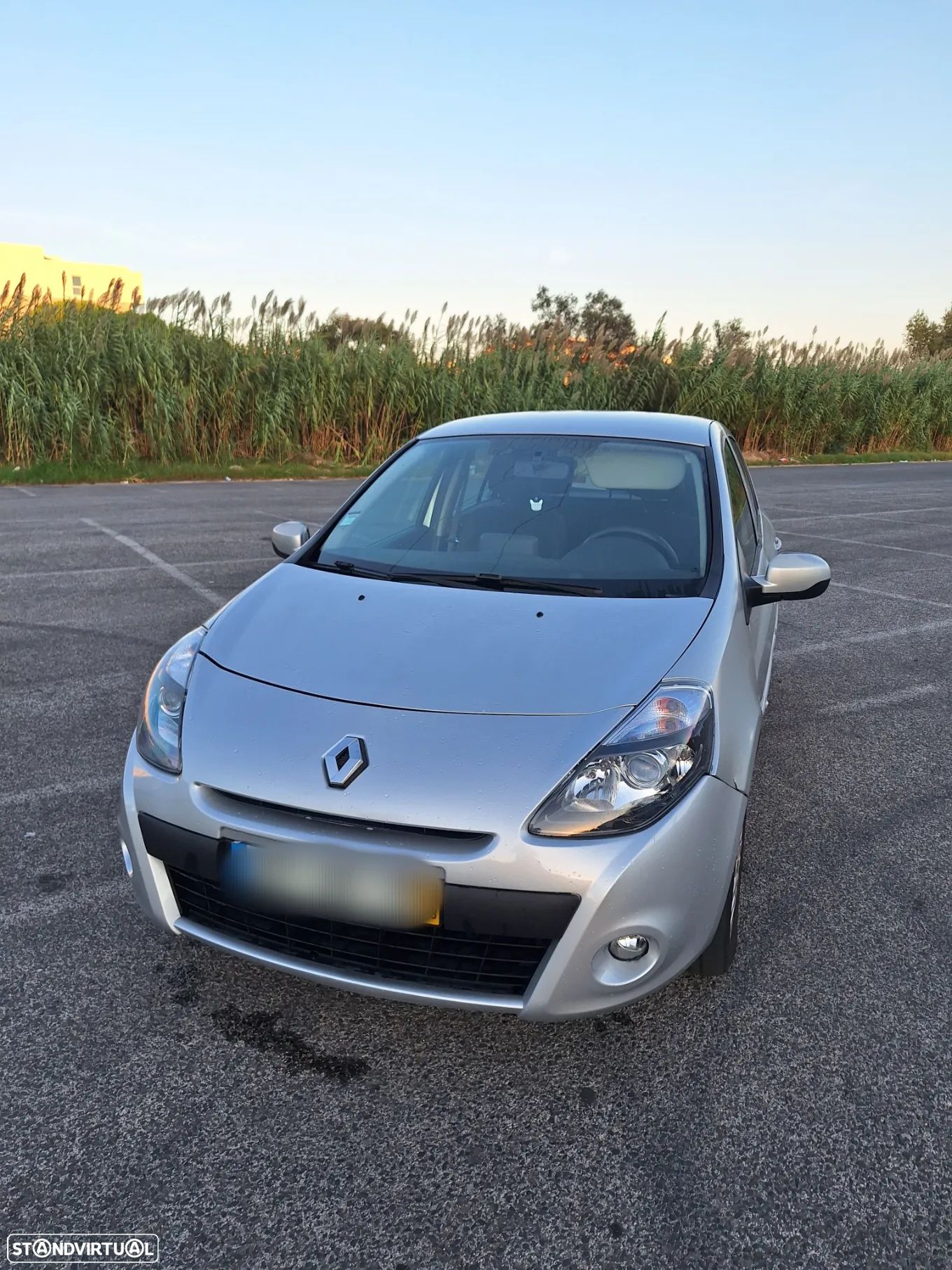 Renault Clio 1.2 16V Dynamique - 1