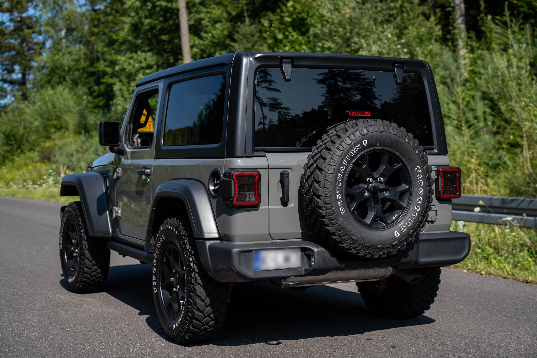 Jeep Wrangler - 3