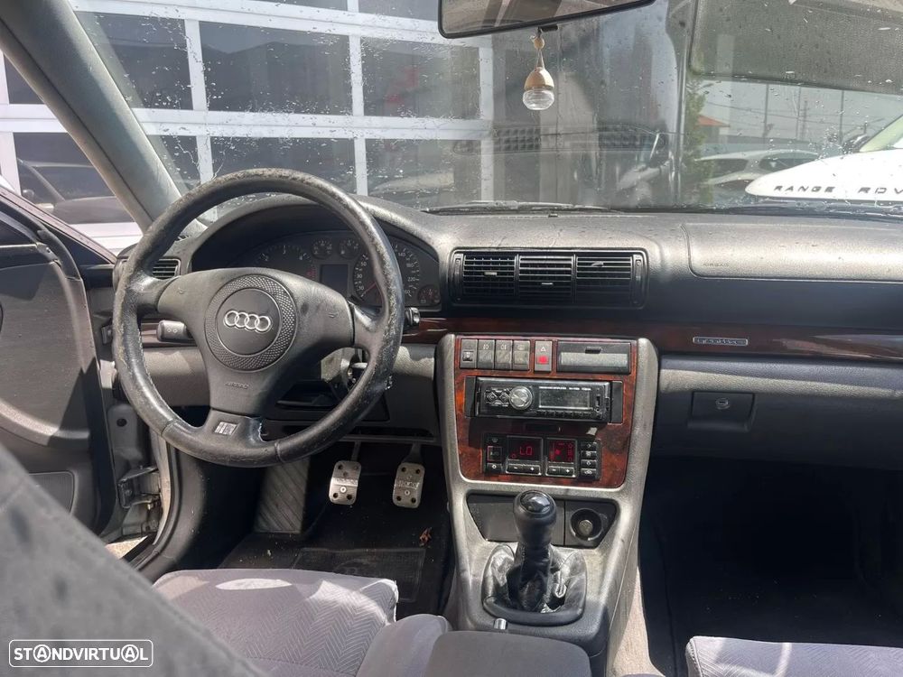 Audi A4 Avant 1.9 TDI Attraction - 7