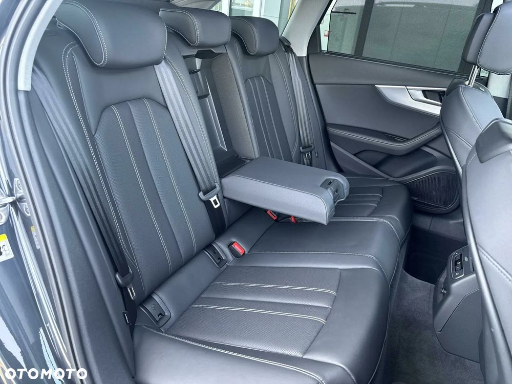 Audi A4 Allroad - 11
