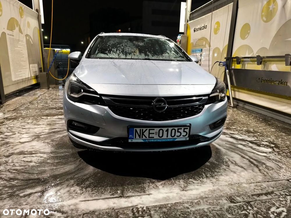Opel Astra 1.4 T Dynamic S&S - 4
