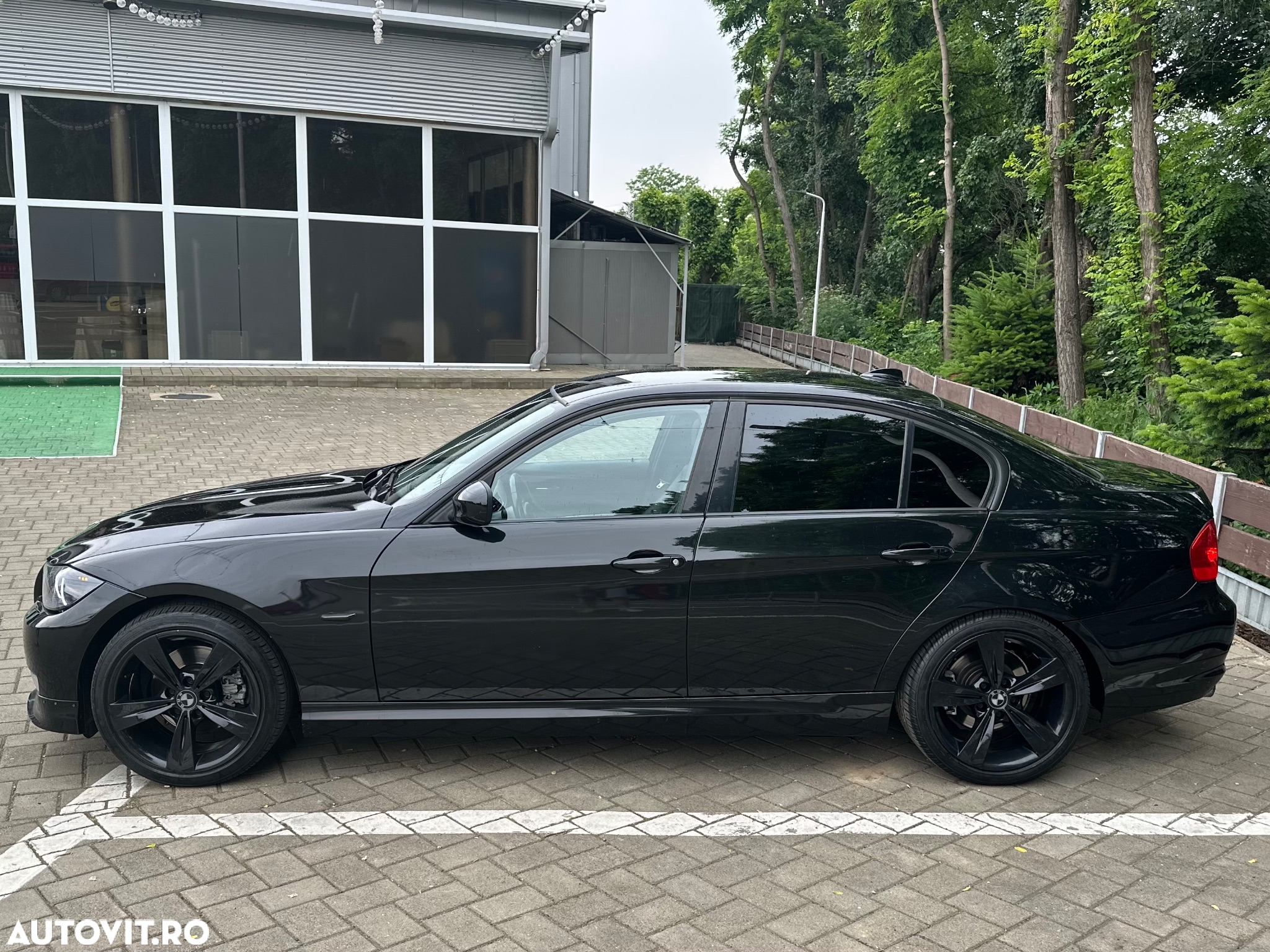 BMW Seria 3 320d - 9